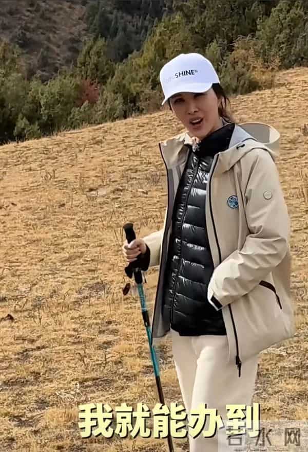 胡歌厨艺不错，亲自为田朴珺做红烧肉，自曝女儿爱吃蛋糕这一类