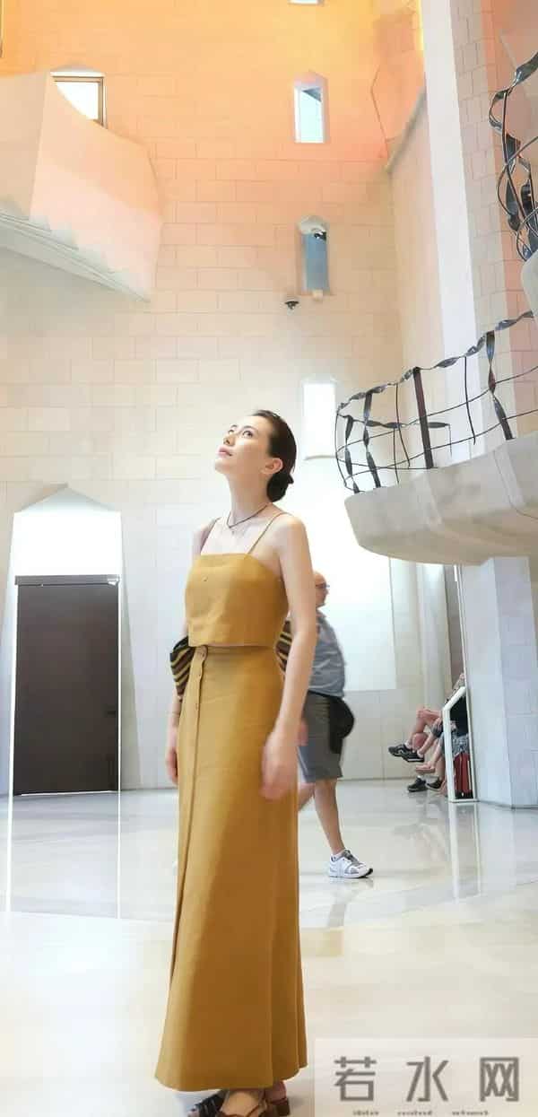 高圆圆生活写真自拍，太舒服了