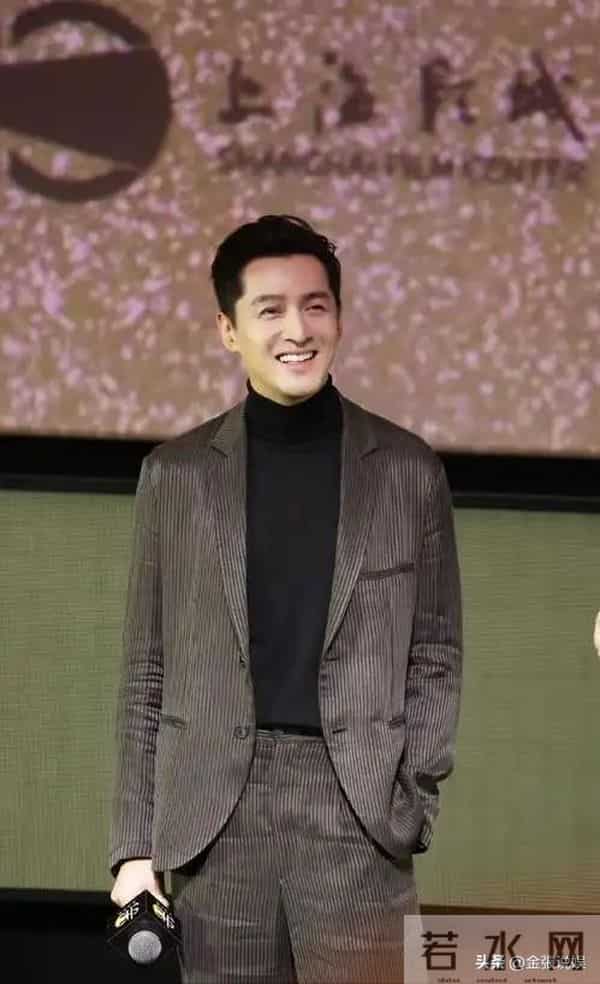 胡歌首度公开谈二胎儿子,更偏爱2岁女儿,对妻子的称呼显随意