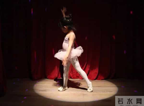 孙俪做梦也想不到，今年才14岁的大儿子，已经为她和邓超争光了