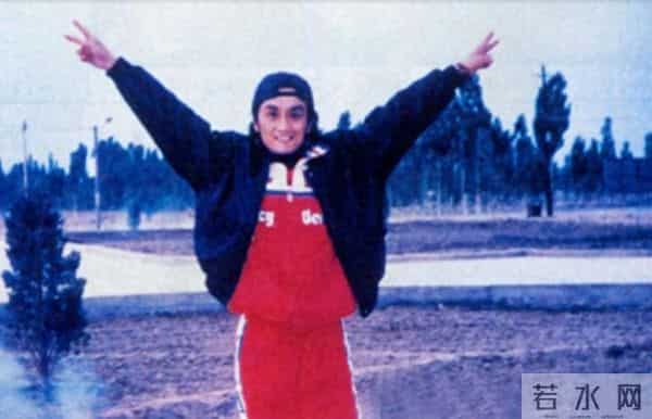 竹篮打水一场空!他曾火遍全国,为活命误信“神医” 36岁命丧黄泉