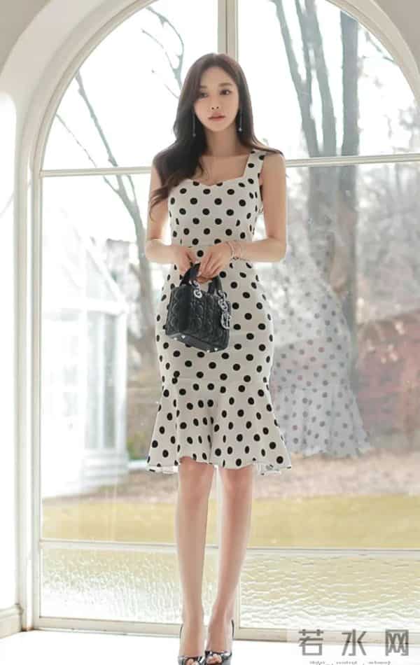 韩国美女模特孙允珠051