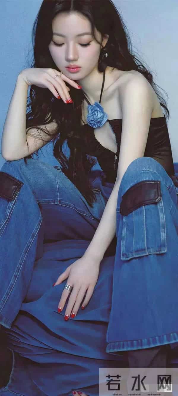 单依纯-不仅歌声甜美，人还火辣