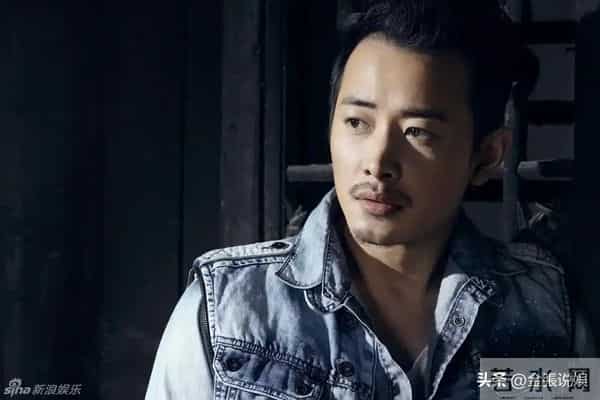 婚变传闻不到半月,罗晋近照曝光形象大变,恶心的一幕却发生了