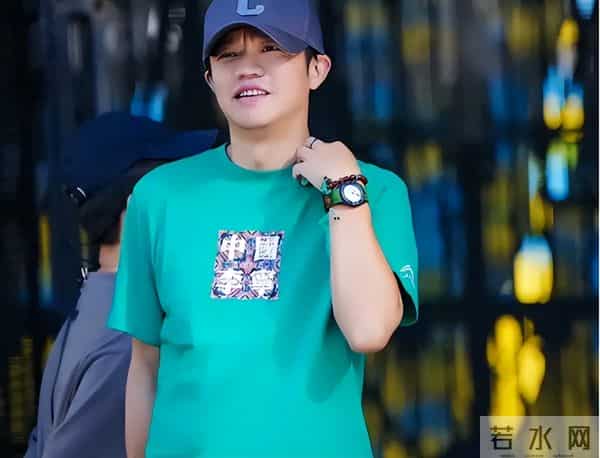 看破不说破,“手表风波”5个月后再看曾毅和玲花,答案一目了然