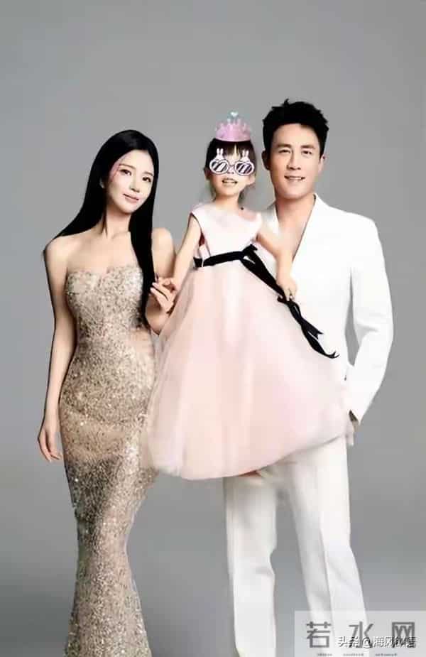 王灿胖16斤晒赘肉不P图，杜淳上百条牛仔裤衣帽间，奢华到离谱