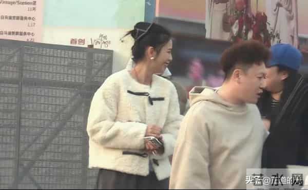 佟丽娅9岁儿子1米6 和妈一样80斤 冬天只穿一件衬衫 遭训斥低头沮丧