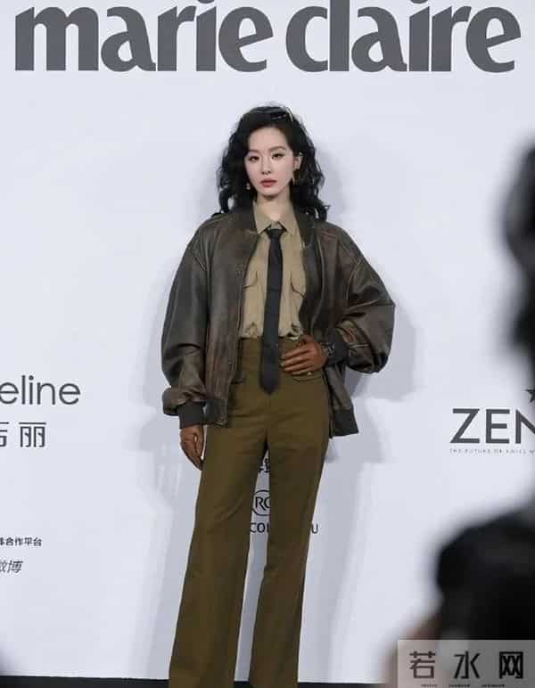 刘亦菲：当年你不想挨着我，今年你不得不挨着我