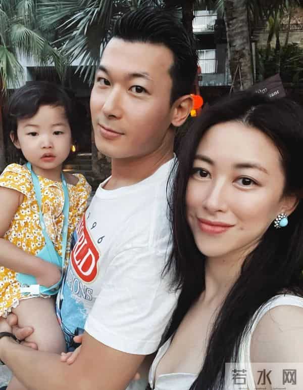 这一次，“下嫁”的残酷现实，在40岁朱珠身上展现得淋漓尽致