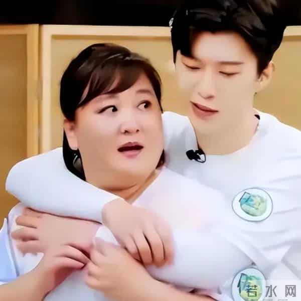 范丞丞提名金莲花最佳男配角