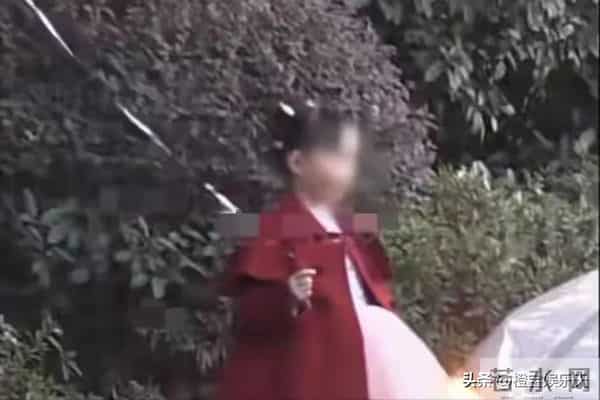 罗晋父亲葬礼刚过就复工，唐嫣母女过生日，又被审判了一波！