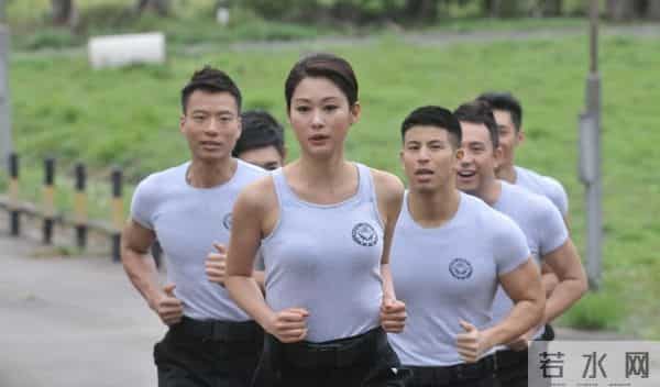 TVB离巢花旦展示化妆技巧!疑似回应容貌进化传闻,去年正式复出