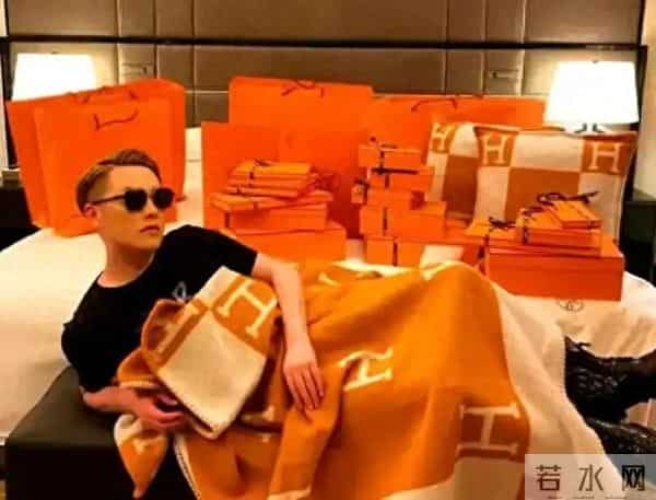 人民日报14字锐评劣迹网红复出,言辞犀利,给娱乐圈明星提了个醒