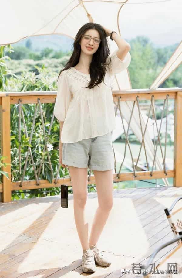 王楚然~超短运动热裤