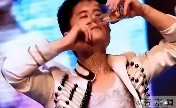 负债百万、装疯卖傻、为非作恶，星光大道草根歌手现状太落魄