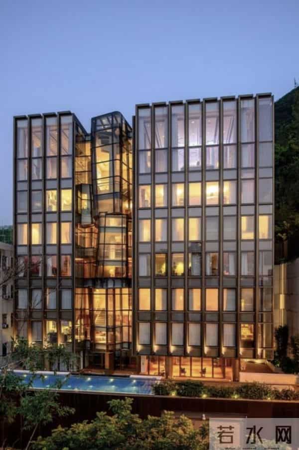 吴婉芳96岁家翁离世,家人发讣文称已出殡,百亿遗产滚入家族基金