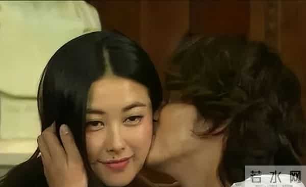 这一次，“下嫁”的残酷现实，在40岁朱珠身上展现得淋漓尽致