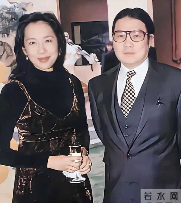 何家大小姐与邵氏女星，霍家的太平绅士，难怪霍震霆豪娶朱玲玲