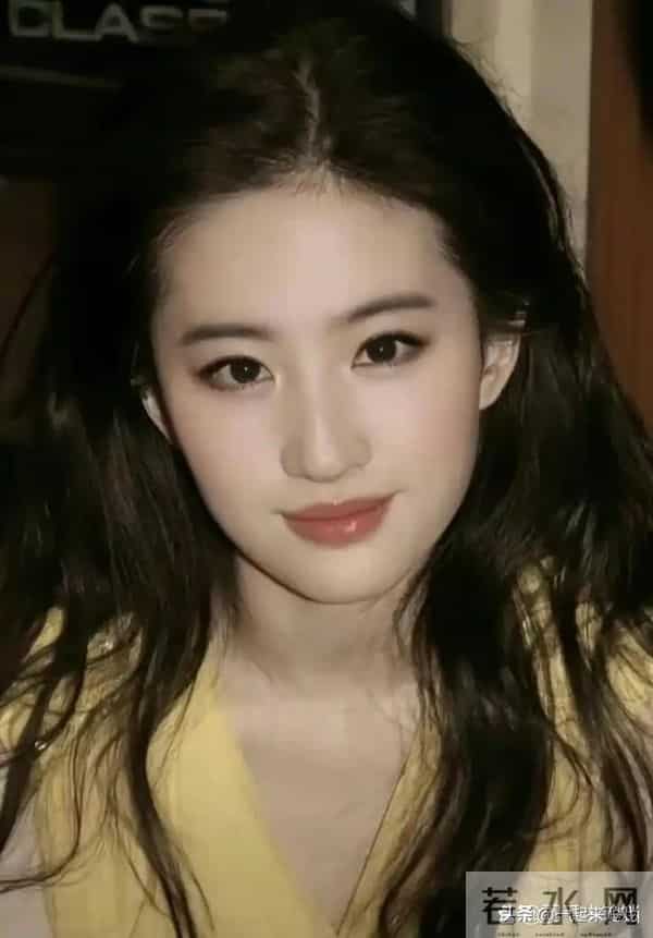 刘亦菲的美,清冷仙气,美得人不敢靠近