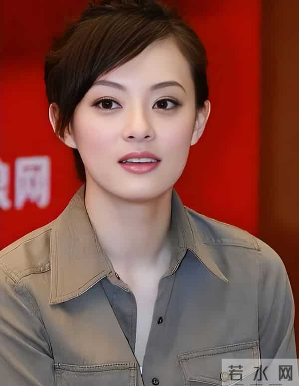 张艺谋没说错,看似“不合群”的孙俪,是娱乐圈真正的“聪明人”