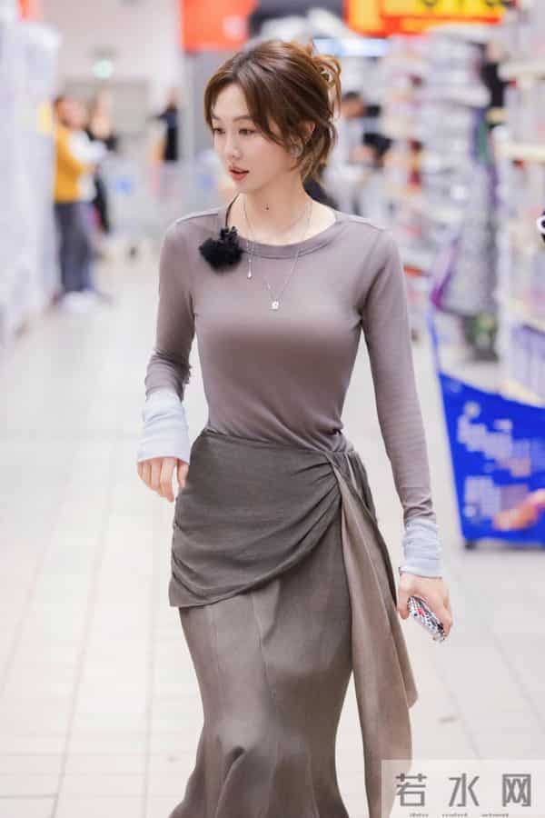 被姜妍的高级感征服啦！