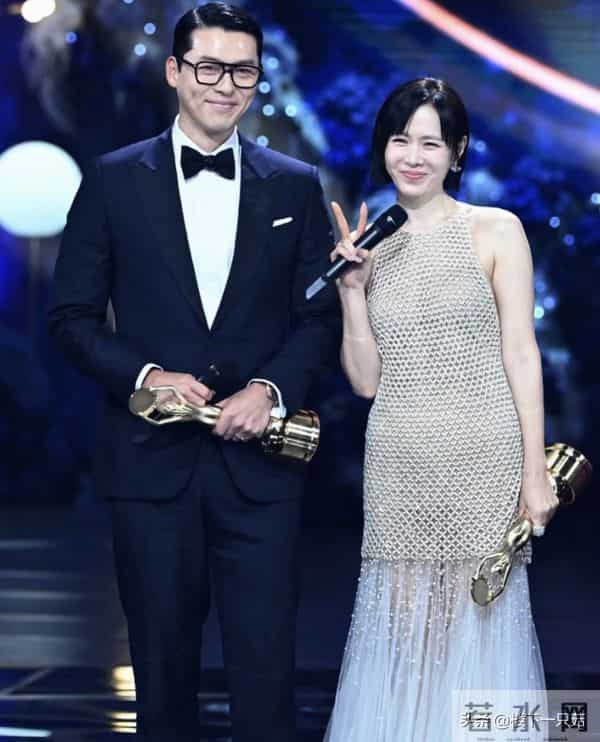 43岁孙艺珍晒健身照 蜂腰翘臀 超绝腰臀比 难怪玄彬对她生理性喜欢