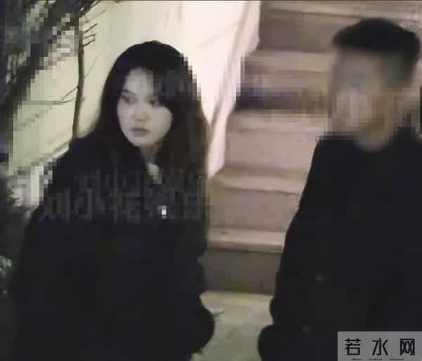 张佳宁恋情曝光！高富帅男友拎包陪开工接下班，街边争吵哄她好久
