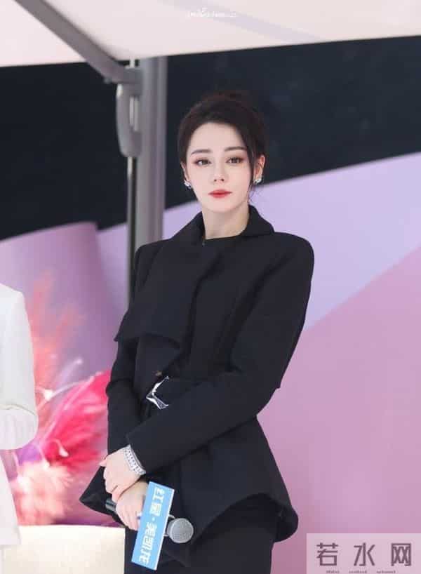 迪丽热巴南京封神！这才是顶流该有的排面