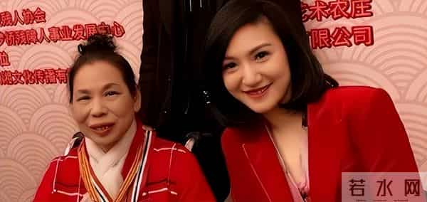 她被称为最美主持人，却突然5分钟内全身瘫痪，如今44岁独身一人