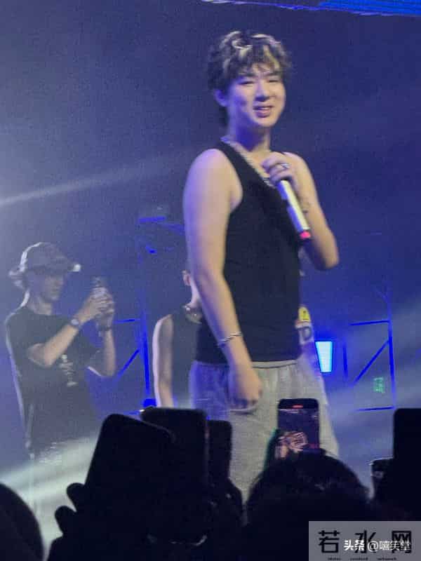 说唱OG被公开羞辱！