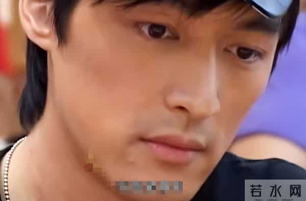 想不到12月刚开始，胡歌就以“这种方式”，给影视圈演员上了一课