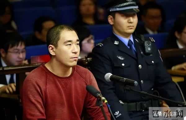 邓婕：大半辈为家操碎心，继子定居泰国生儿育女，晚年想定居成都