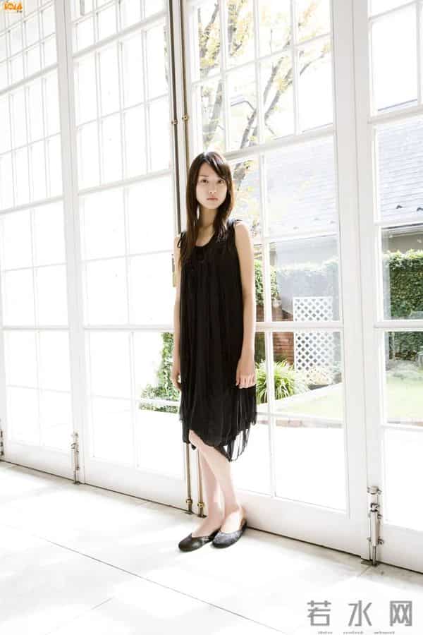 日系写真美图-No.1676 户田惠梨香[Bomb.TV]