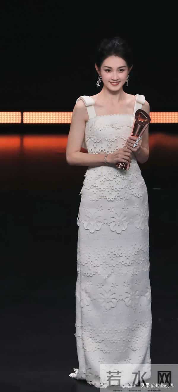 荆棘花开——郭宇欣时尚写真大图