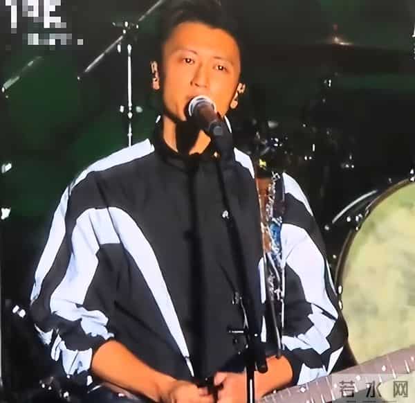 谢霆锋也没想到，香港火灾后，他却因演唱会上的举动从而口碑爆增