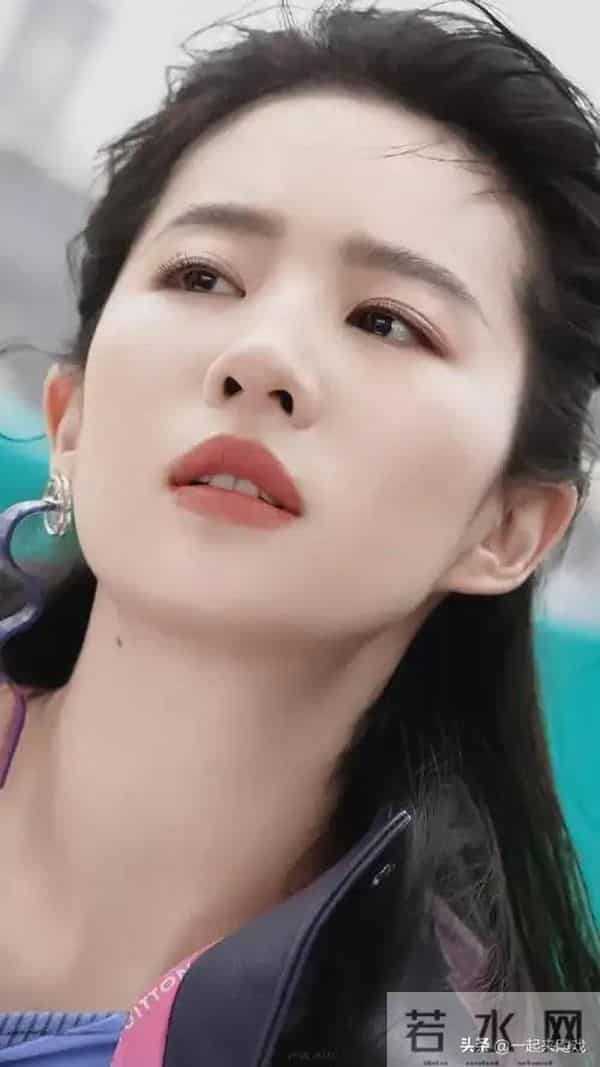 刘亦菲的美,清冷仙气,美得人不敢靠近