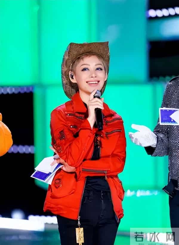 与汪峰恋情传闻真相大白才半年，宁静近况曝光，一点也不意外