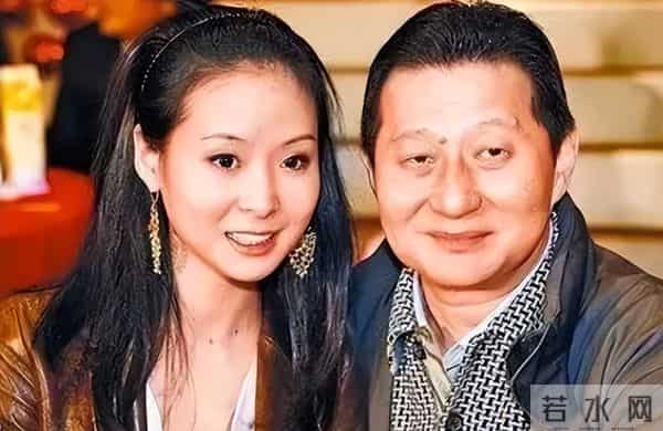 包养情人无数，娶初中同学女儿为妻，玩老婆闺蜜，孙道存有多放荡