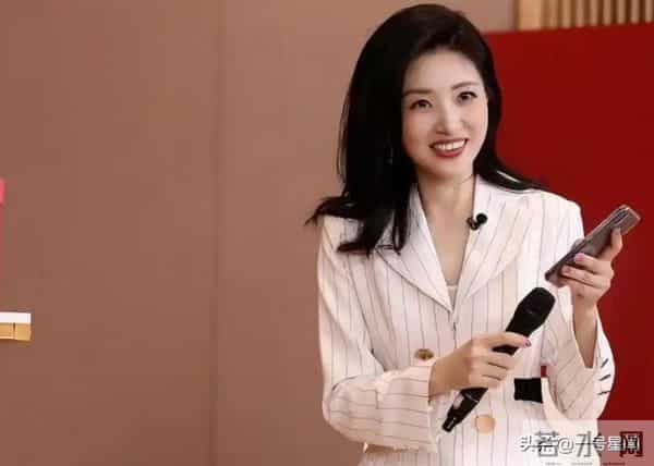 成名后抛弃丈夫，转身嫁大8岁富豪老公的周涛，终究遭到了"反噬"