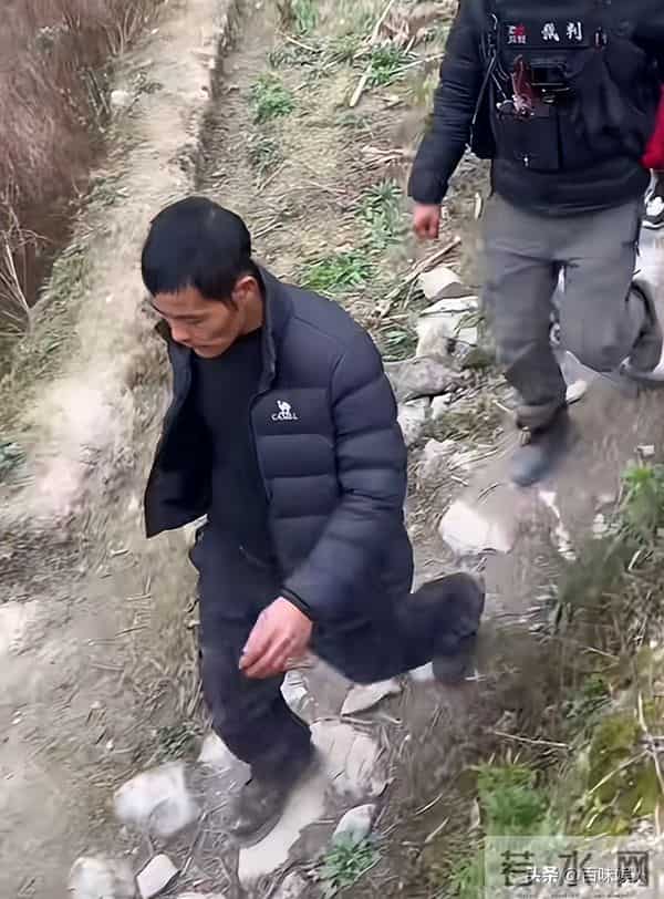 刀疤哥退赛引争议，节目组回应惨遭骂，品牌方受牵连，刀疤哥急了