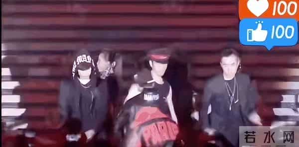 黄晓明也没想到，被他万分嫌弃的前妻杨颖，已经走上了另一条路