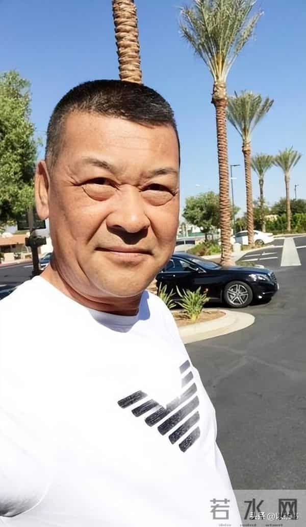 性子出了名的随和,曾身患癌症妻子不离不弃,演员侯传杲现状如何