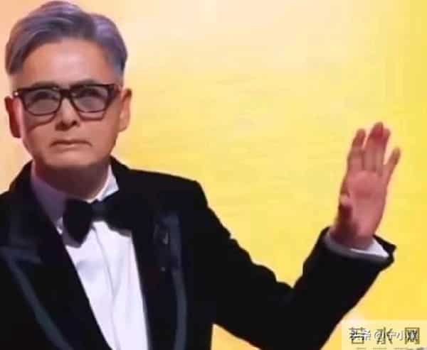 两副面孔？未见捐款却登台捞金，这次周润发被扒了老底，真相大白