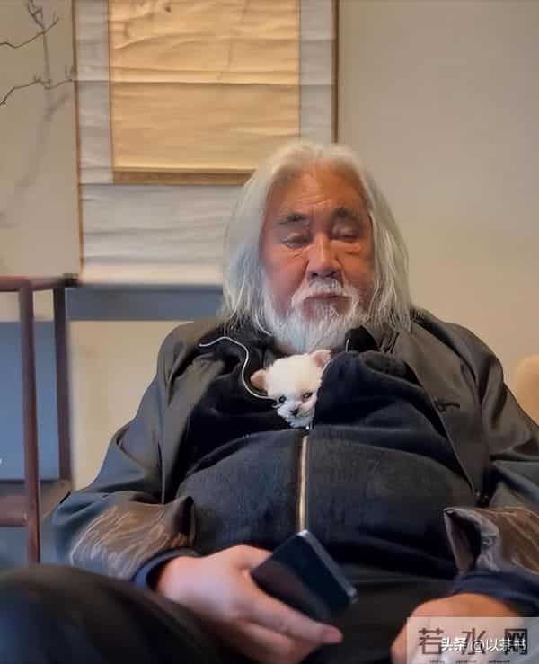 他是杜星霖前夫，离婚10年看她嫁大31岁导演生3娃，如今他后悔吗