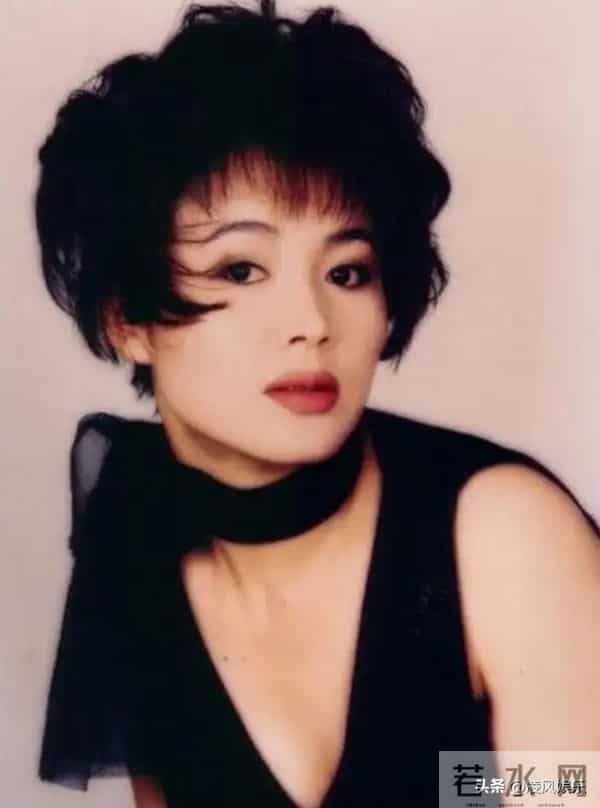 19岁嫁豪门,20岁生儿子,月子没坐完就逃离豪门,如今过得如何了