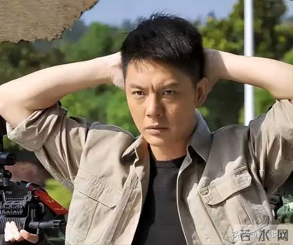 婚变传闻不到半月,罗晋近照曝光形象大变,恶心的一幕却发生了