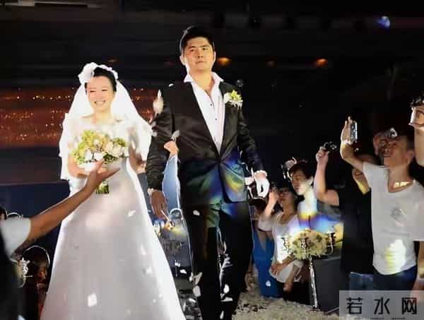 带儿子独守娘家真相大白，潘阳坦白婚姻情况，难怪看不到老公出镜