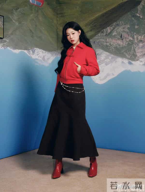 小沈阳女儿沈佳润精彩OK杂志封面,邻家小妹,看着软软的好可爱!