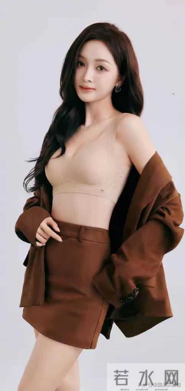 吴宣仪内衣大片