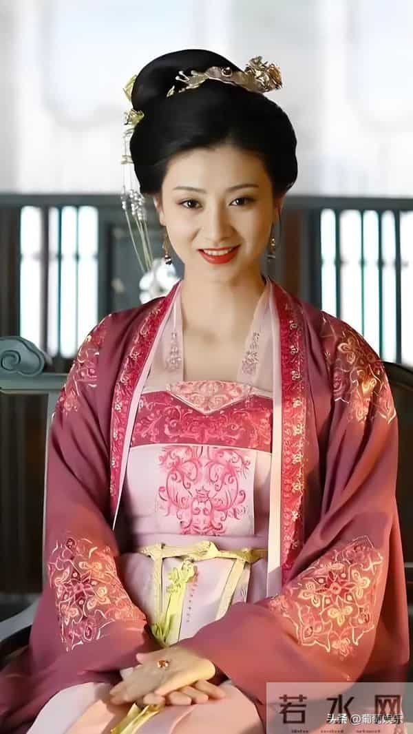 中国安徽安庆演员斓曦